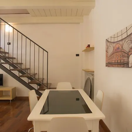 アパート Fiera Milano Apartment ミラノ