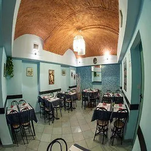 The Hotel Milán