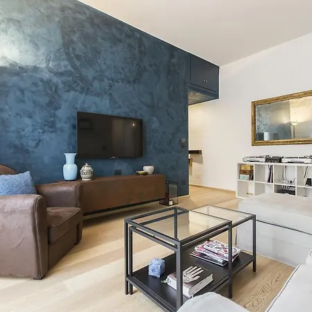 Porta Romana Modern Flat Апартаменты