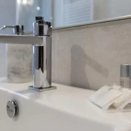Porta Romana Modern Flat Милан
