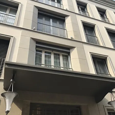 Number House - Number 19 Apartment *