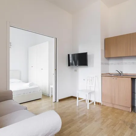 Apartment Cadorna Center Studio-by Flatscollection *