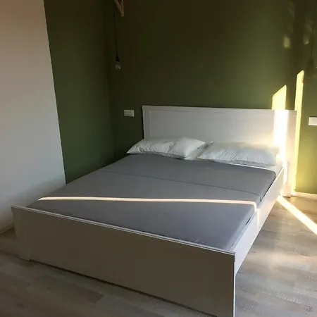 Fashion District Apartment