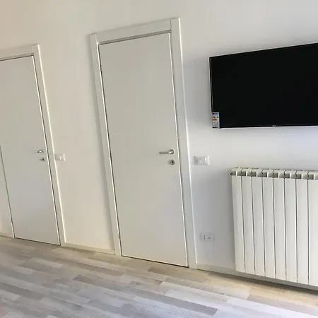 Apartment Fashion District