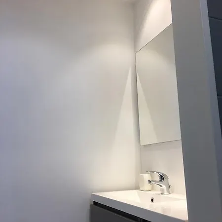 Apartment Fashion District *