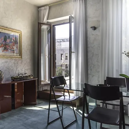 Corso Italia - Rentclass Isabeau
