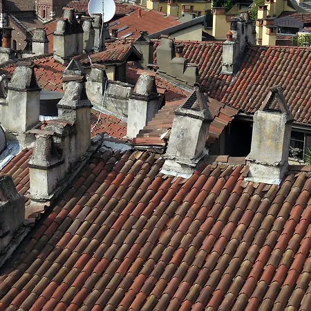 Appartement Mansard Very Close To Duomo