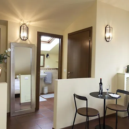 Apartament Mansard Very Close To Duomo *
