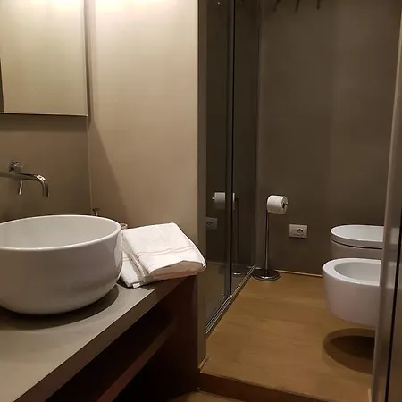 Madeleine - Brera Apartment *