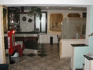 מלון Vienna 3*