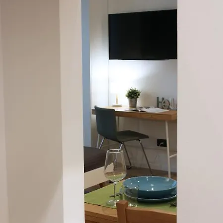 Appartement Navigli - Via Tortona Milaan