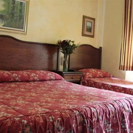 Hotel Chopin *