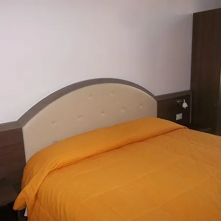 호텔 Amalfi
