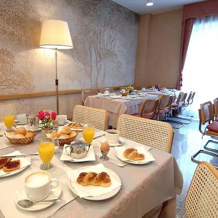 Mennini Hotel 3*