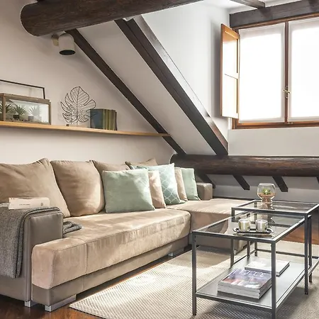 Porta Ticinese - Rentclass Mansarda Apartment