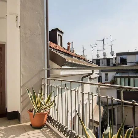 Altido Warm For 4 In Porta Venezia Milaan