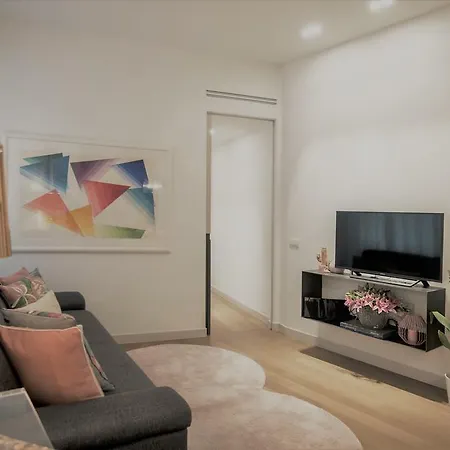 Madeleine - Brera Apartment