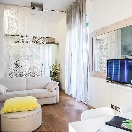 Hemeras Boutique Homes - Design Flats Near The City Center