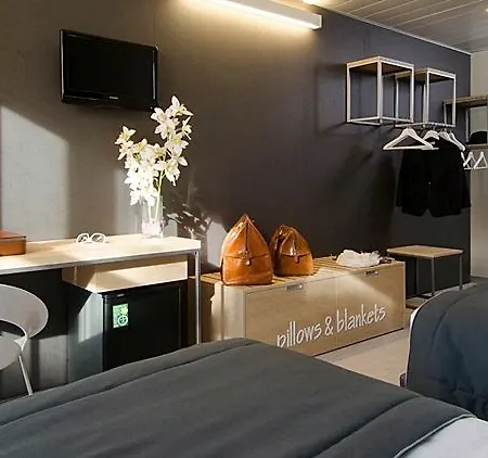Hotell Aosta 3*