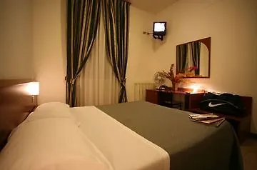 Szálloda Paradiso Milánó
