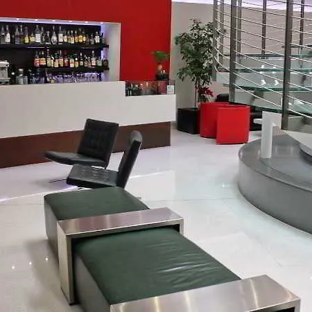 Ibis Styles Centro 3* Milán