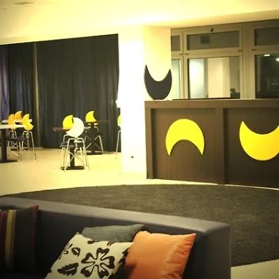 Vandrarhem New Generation Chic Sempione *