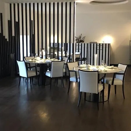 The Glamore Duomo Hotel Milão