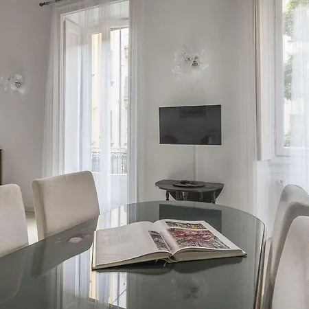 Italianway Petrarca Apartment