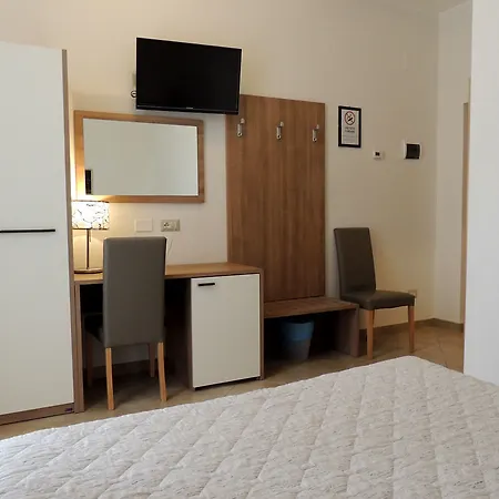 Montecarlo 3* Milano