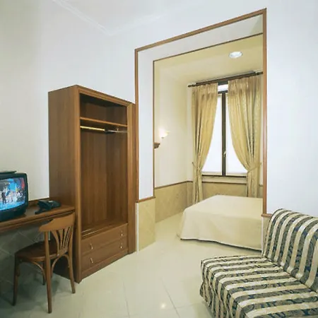 阿斯特丽德酒店 2*