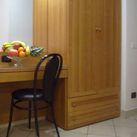 モンディアル ホテル