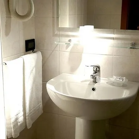 Nuovo Metro Hotel Milan