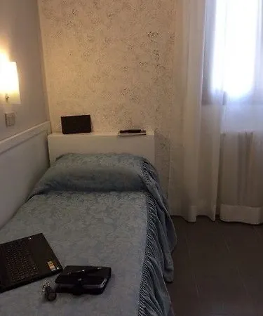 Marte Hotel 2*