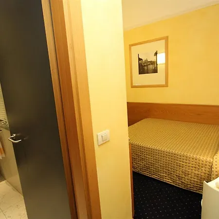 Club Otel Milano