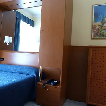 奥罗拉酒店 酒店 米兰