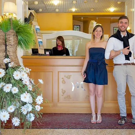 Ξενοδοχείο Mercure Centro 4*