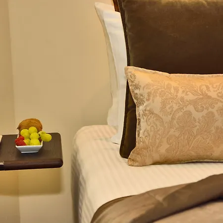 The Square Duomo - Preferred & Hotel Mediolan