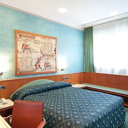 Otel Brunelleschi Milano