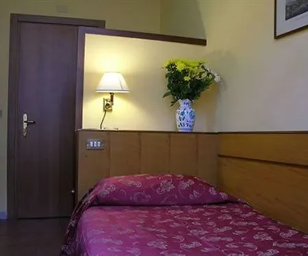 Vecchia Hotel 3*