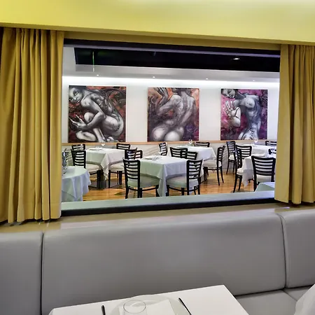 Hotel Tocq 4*