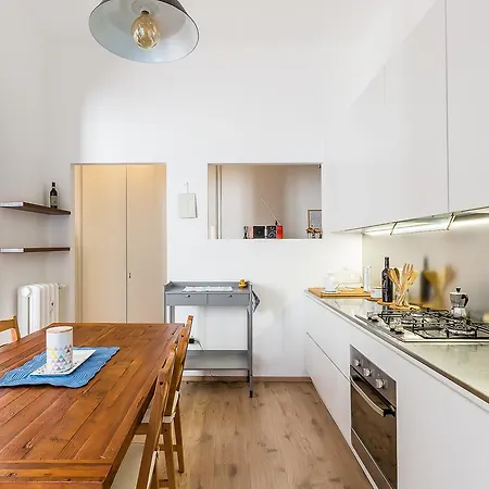 Apartamento Alessia'S Flat- Marche M5 *