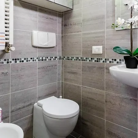 Hintown Little Starlet Apartman
