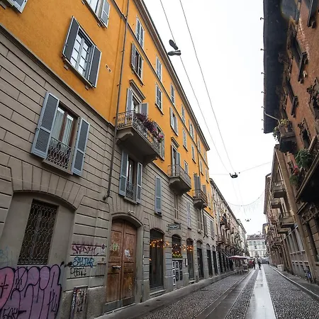 Loft In Heart Of Navigli Apartment Milan