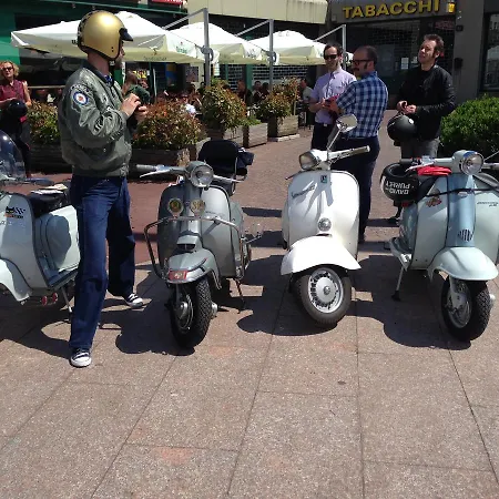 Apartment Lambretta's *