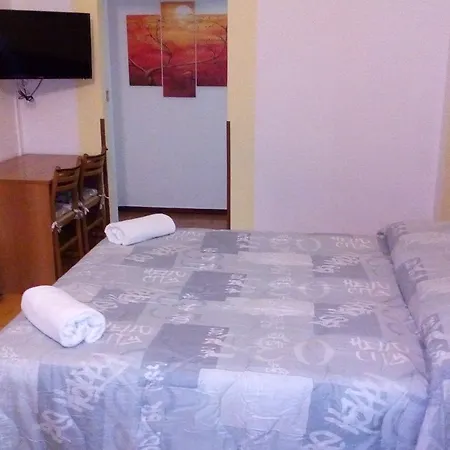 Hotell Tirreno *