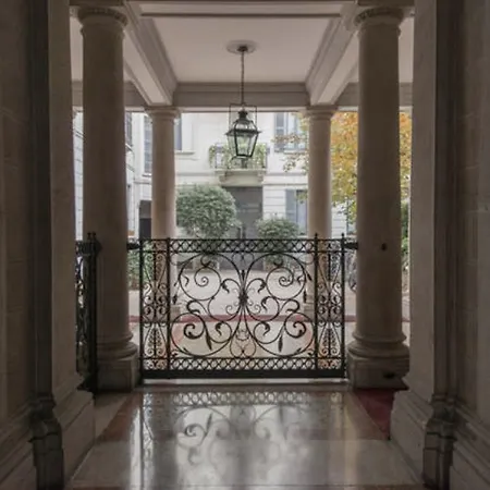 Pensión Lovanio *