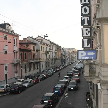 La Pace Hotel