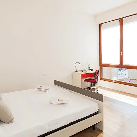 Altido Wittgens 1 * Milan