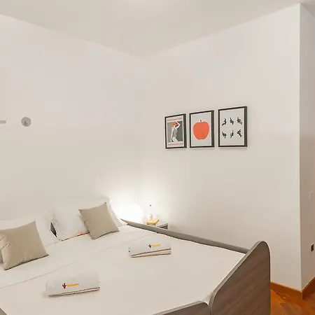 Apartment Altido's Brera Design District