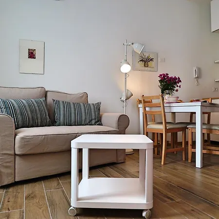 Charming Flat Centro Porta Romana Apartment *